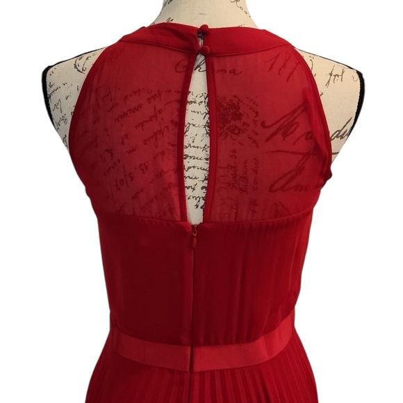 NWT White House Black Market RED PLEATED SLEEVELESS DRESS Cocktail Wedding 8 - Picture 8 of 10
